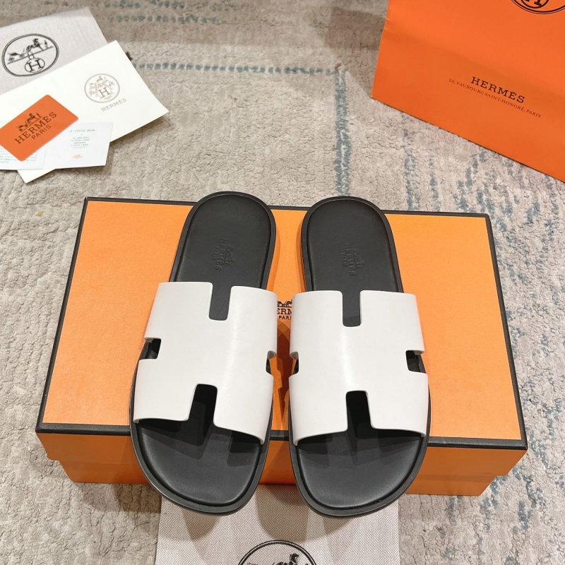 H**mes slippers